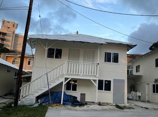 1525 Auld Ln, Honolulu, HI 96817