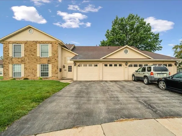 4117 Lexington Ct NE APT D, Cedar Rapids, IA 52402