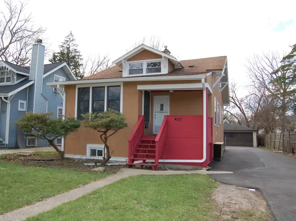430 S Monterey Ave, Villa Park, IL 60181