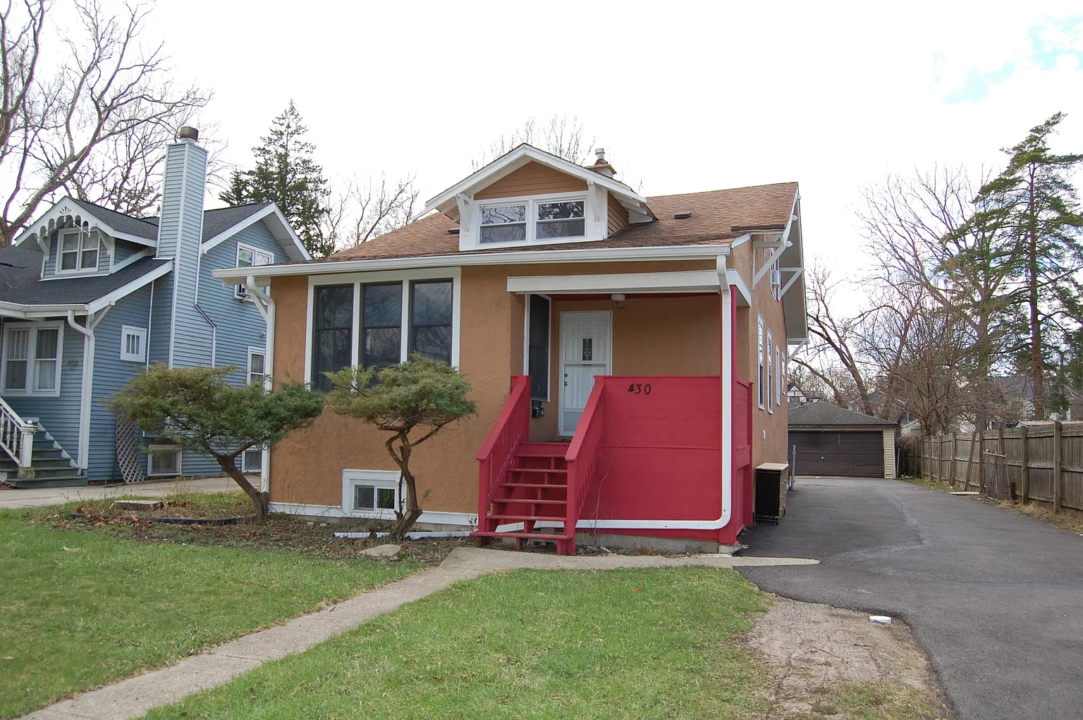 430 S Monterey Ave photo 1