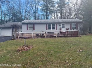 111 Ash Ln, Kunkletown, PA 18058