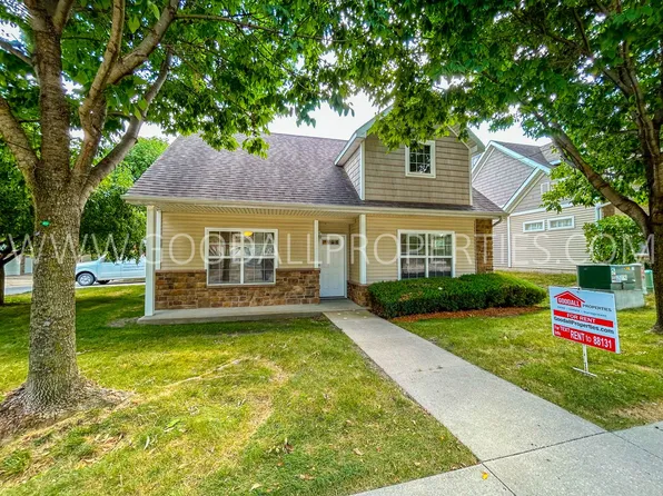 4308 153rd Pl, Urbandale, IA 50323