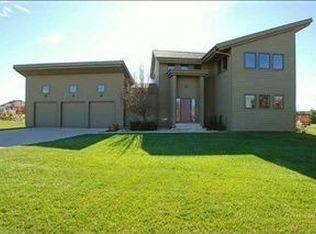 12398 NW 85th Ave, Grimes, IA 50111