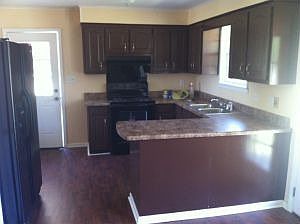 2nd image of 421 Hughes Rd