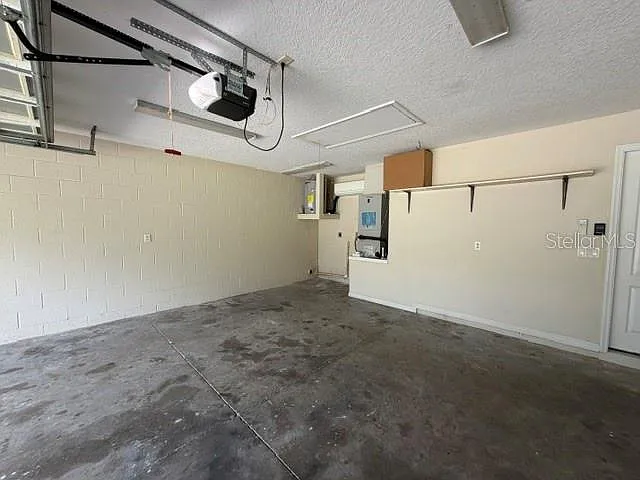 36022 Michigan Dr — Photo 16