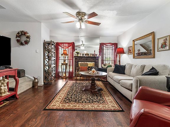 3rd image of 5807 Beverlyhill St APT 8