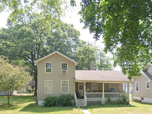 854 S Poplar Ave, Kankakee, IL 60901