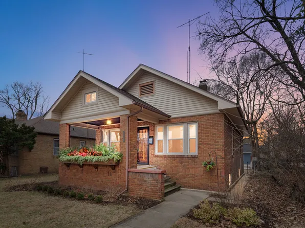 1065 S Poplar Ave, Kankakee, IL 60901