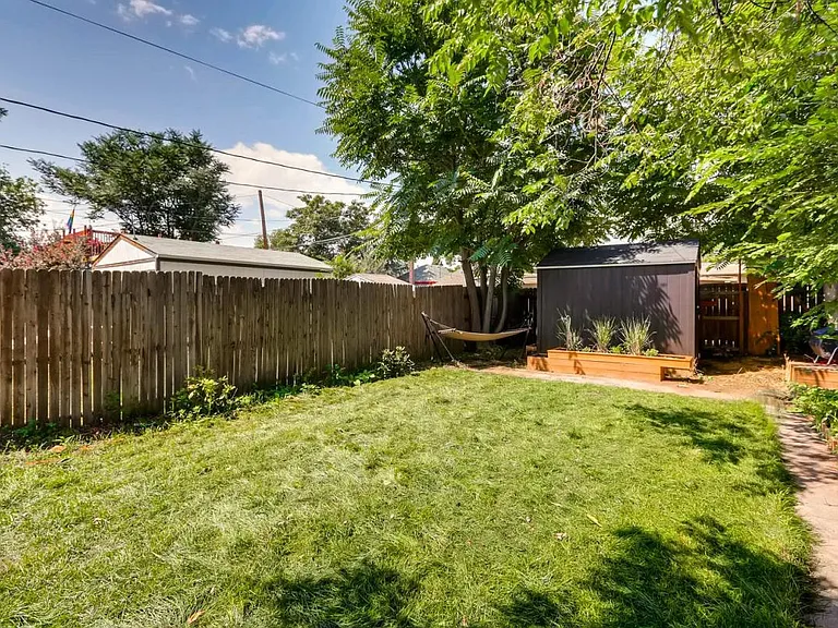 3537 N Franklin St — Photo 25