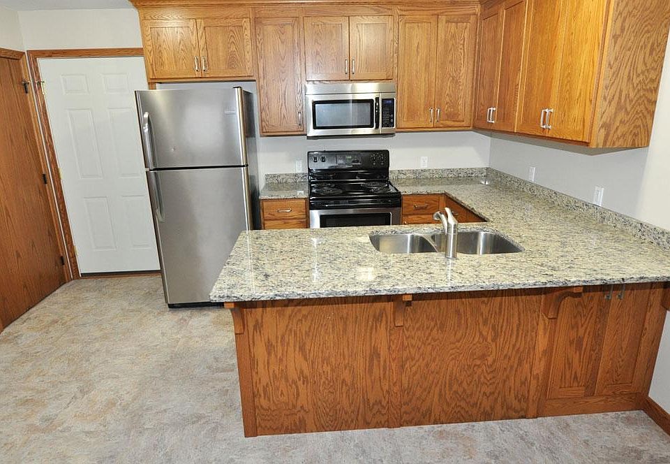 1st image of 260 Carrie Ave NW