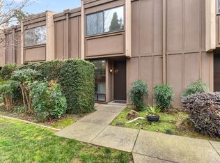 2224 Woodside Ln UNIT 3, Sacramento, CA 95825
