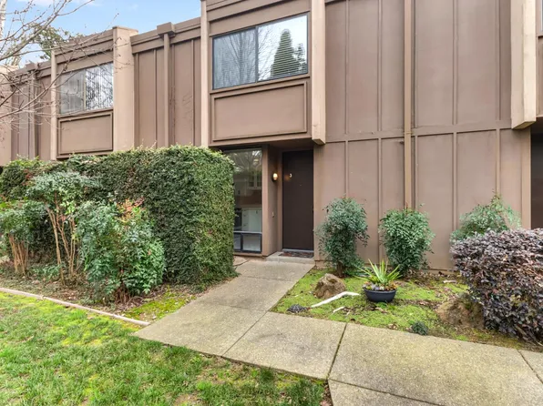 2224 Woodside Ln Unit 3, Sacramento, CA 95825