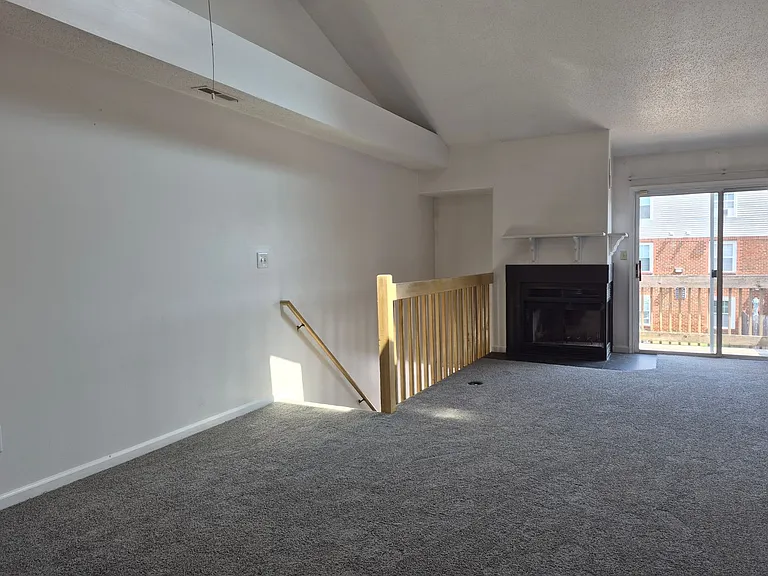 5129 Walkers Grant Ln — Photo 3