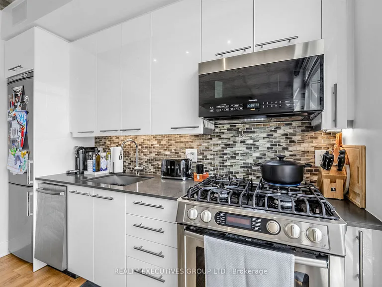 630 Queen St E #510 — Photo 19