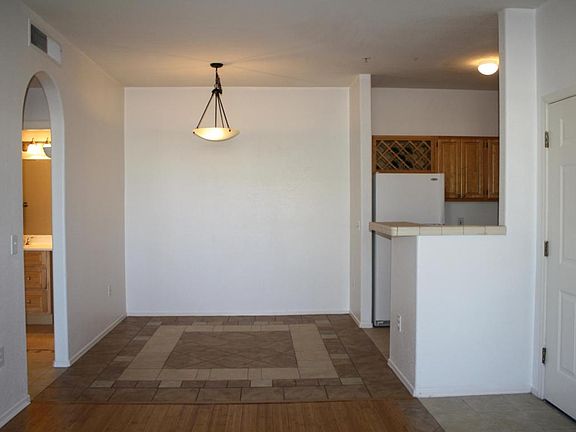 4th image of 2929 W Yorkshire Dr Unit 1123