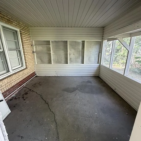 401 S Scraper St — Photo 9