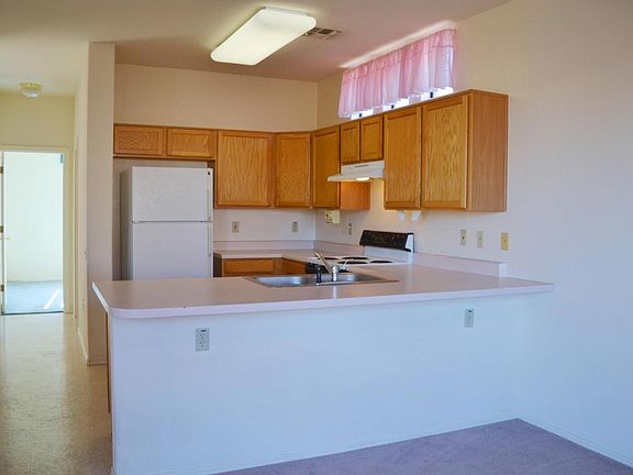 3rd image of 846 W Via Santa Adela
