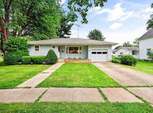 839 S Lewis St, Columbus, WI 53925