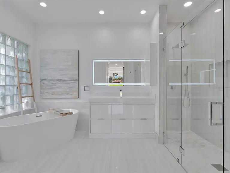 4088 NW Briarcliff Cir — Photo 11