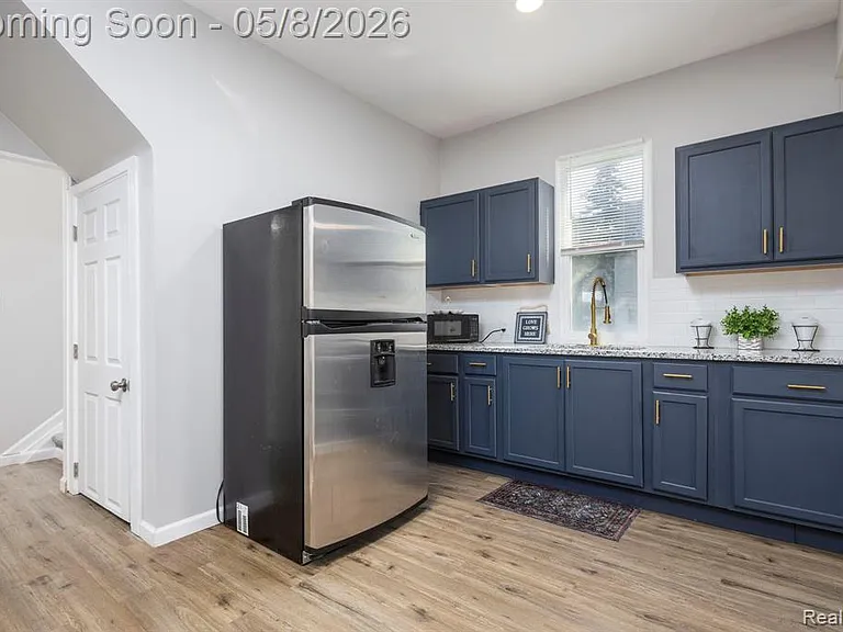 120 Woodland St — Photo 28