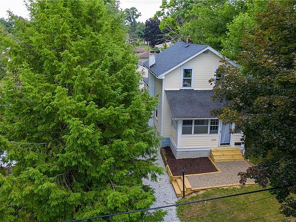 3rd image of 2342 Briner Ave
