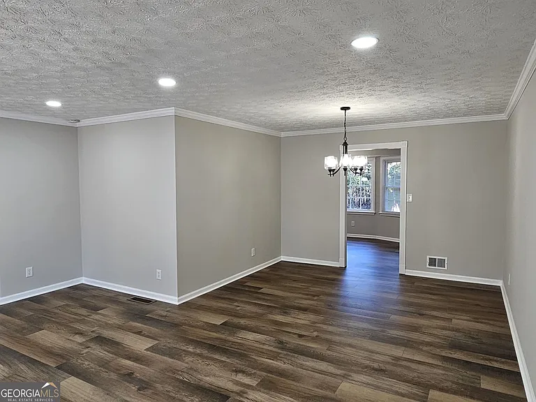 683 Ginger Cake Rd — Photo 19