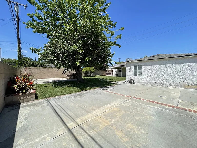 10228 Benson Ave — Photo 21