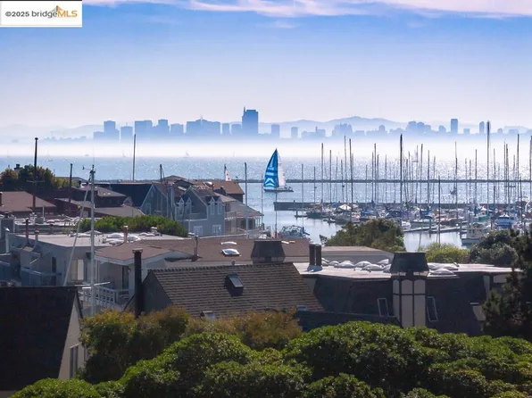 1300 Quarry Ct APT 303, Richmond, CA 94801