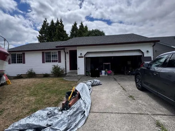 1990 Whitetail Lane, Woodland, WA 98674