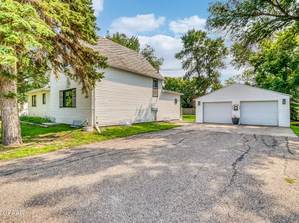 1117 Parke Ave, Portland, ND 58274