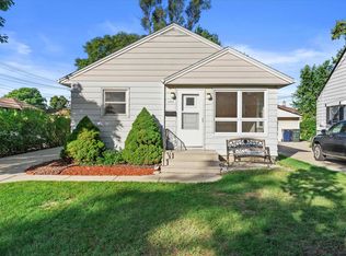1353 S 110th St, West Allis, WI 53214