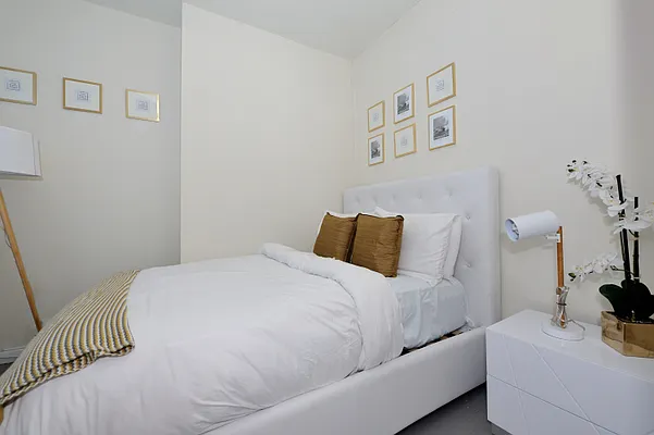 Rented by Corcoran | media 48