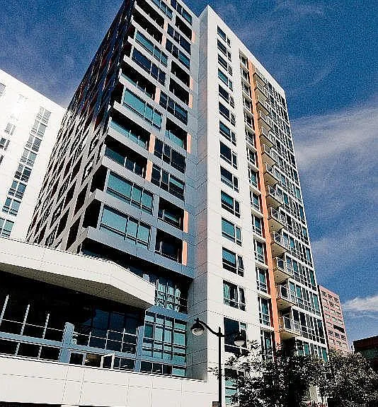 300 Berry St #806 — Photo 28