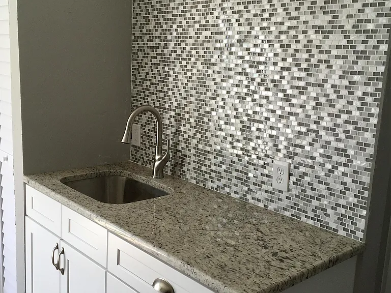 107 Washington St — Photo 13