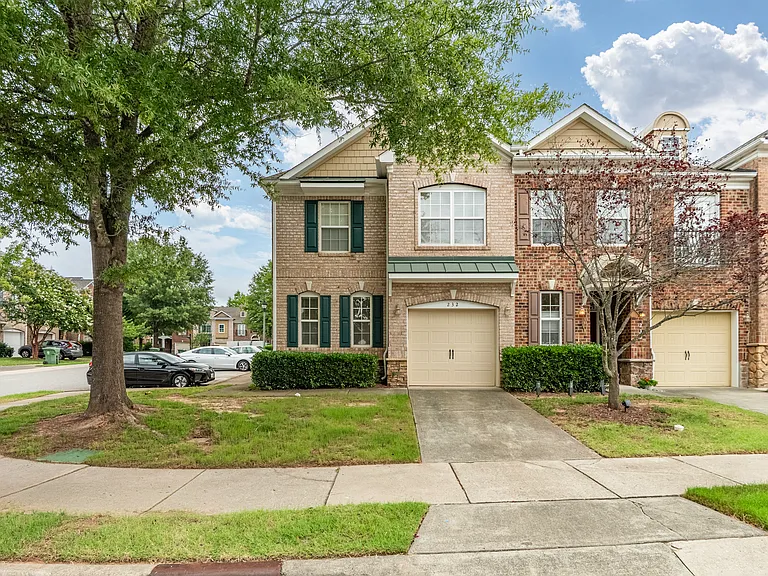 232 Lone Star Way — Photo 2