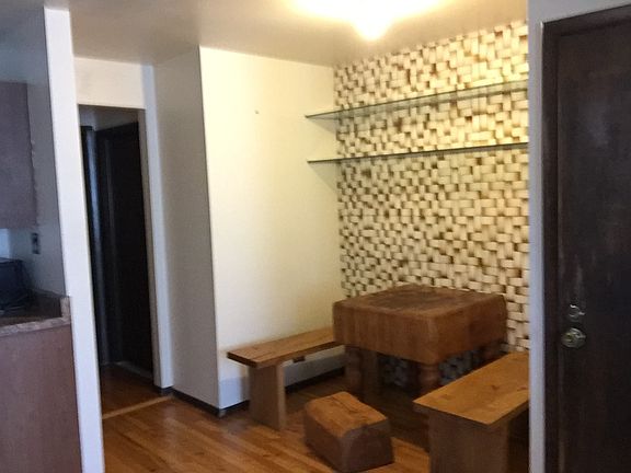 4th image of 2243 W Grand Ave #2