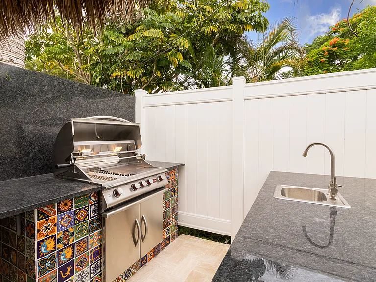 206 SW 3rd St #B — Photo 23