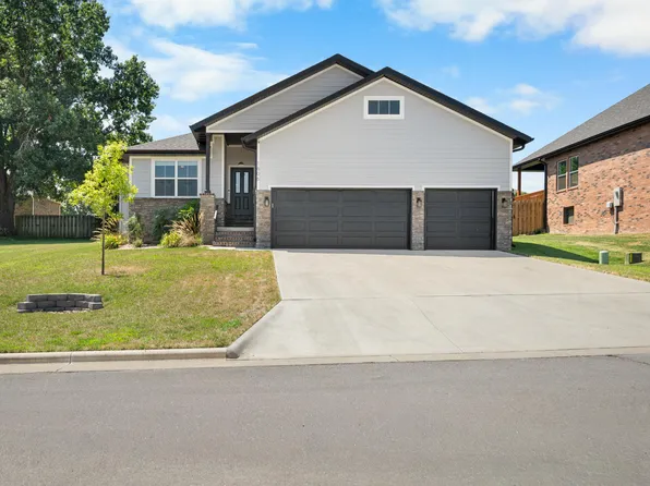 1606 E Silo Ridge Drive, Ozark, MO 65721