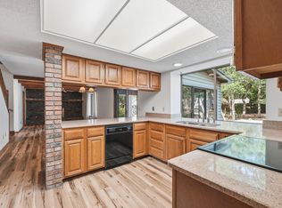 8 Kristin Cir, Niceville, FL 32578