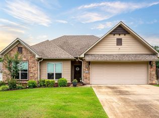 1900 Massee Gdns, Conway, AR 72034