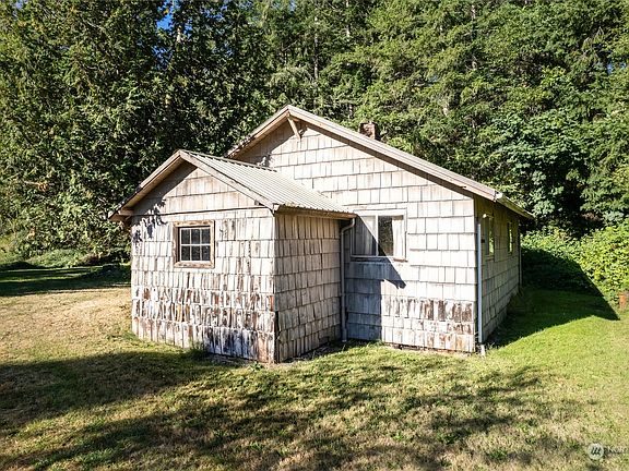 2nd image of 50318 Midway Creek Road E