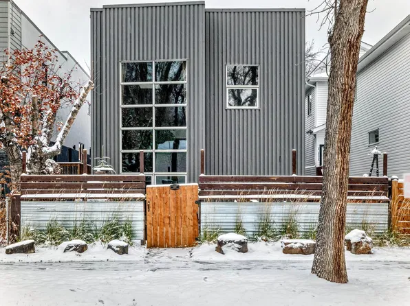 9318 109th Ave NW, Edmonton, AB T5H 1C5