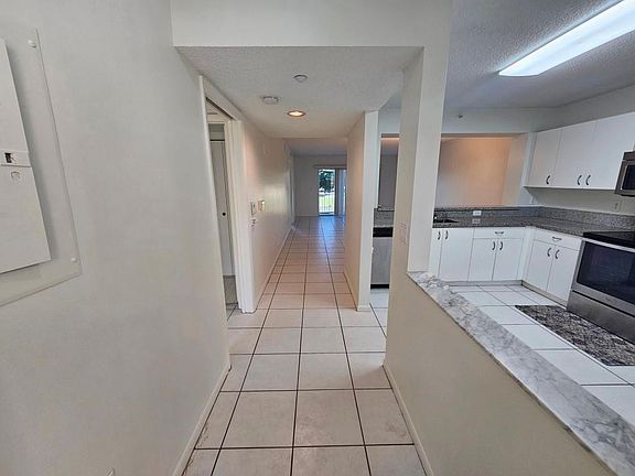 5th image of 9537 Weldon Circle #I201