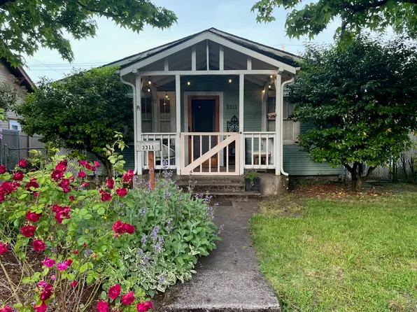 3311 G St, Vancouver, WA 98663