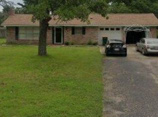 2010 Oak Ridge Rd, La Grange, TX 78945