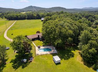 100 Jenny Brook Ln, Talladega, AL 35160