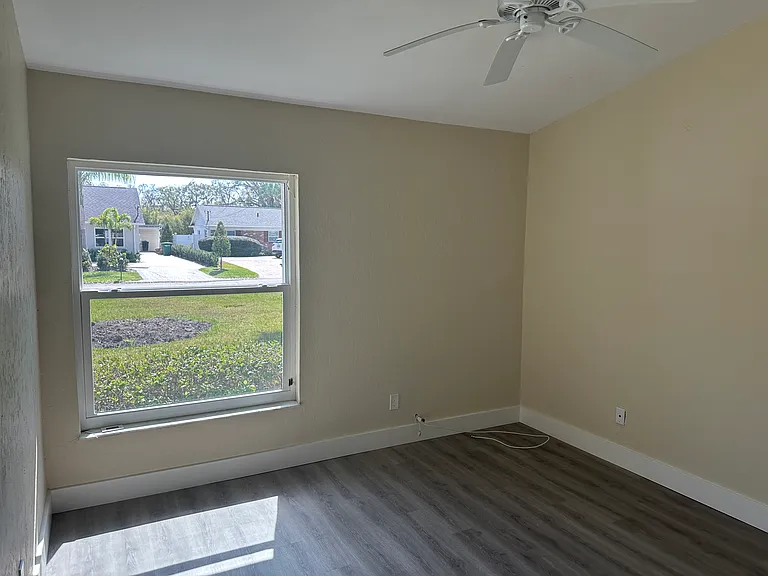 4711 W San Miguel St — Photo 12