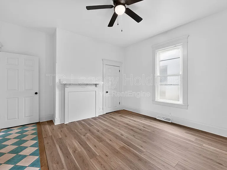 1527 Farland Ave — Photo 12
