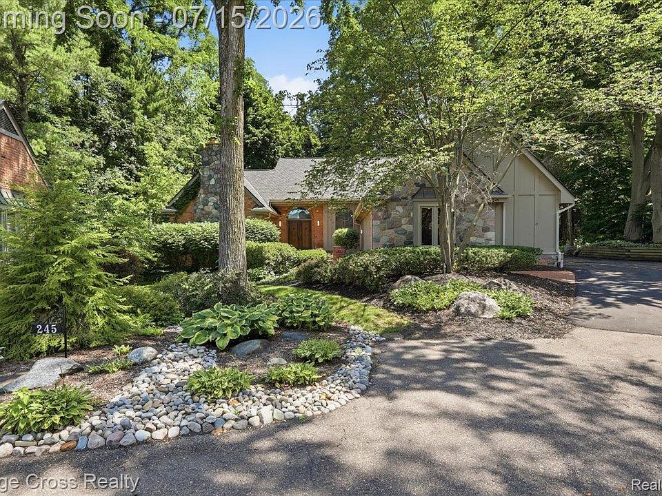 1st image of 249 Norcliff Dr