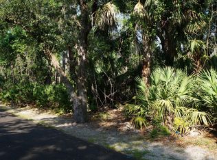7 Fiddlers Bend Dr, Saint Helena Island, SC 29920